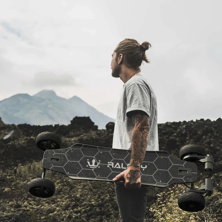 RALDEY CARBON AT V.2 OFF-ROAD ELECTRIC SKATEBOARD